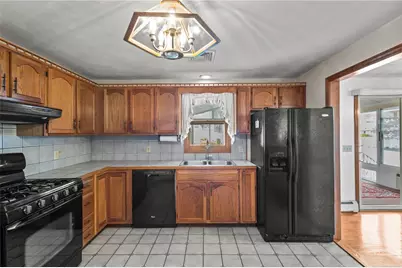 190 Curran Road, Cumberland, RI 02864 - Photo 4