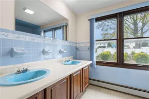 190 Curran Rd, Cumberland, RI 02864 - Photo 24