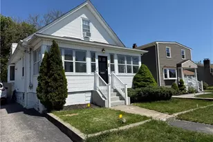 85 Fiat Ave, Cranston, RI 02910 - Photo 4