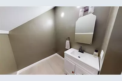 85 Fiat Avenue, Cranston, RI 02910 - Photo 24