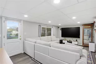 187 Maplewood Dr, East Greenwich, RI 02818 - Photo 30