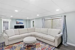 187 Maplewood Dr, East Greenwich, RI 02818 - Photo 28