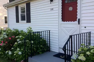 140 Renfrew Ave, Middletown, RI 02842 - Photo 12