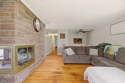 24 Harbor View Road, Portsmouth, RI 02871 - Photo 10