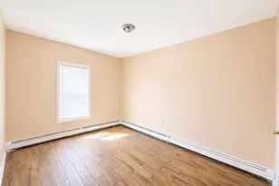 6 Bloomingdale Ave, Pawtucket, RI 02860 - Photo 10
