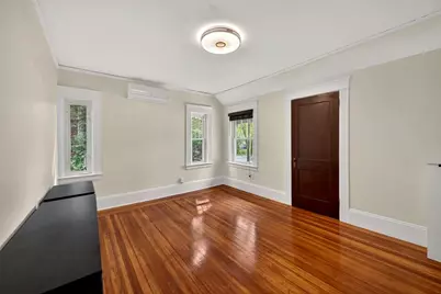 36 Mount Hope Avenue, Providence, RI 02906 - Photo 8