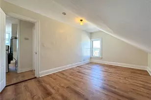 86 Bernon St, Providence, RI 02908 - Photo 12