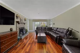 91 Mann School Rd, Smithfield, RI 02917 - Photo 18