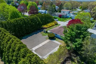 219 Dawn Blvd, Woonsocket, RI 02895 - Photo 24