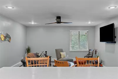 66 Girard Avenue #114, Newport, RI 02840 - Photo 8