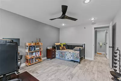 66 Girard Avenue #114, Newport, RI 02840 - Photo 20