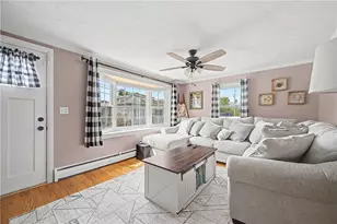 116 Volturno St, North Providence, RI 02904 - Photo 6