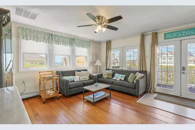 45 Crescent Road, Middletown, RI 02842 - Photo 8