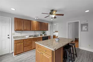 85 Blaisdell Ave, Pawtucket, RI 02860 - Photo 12