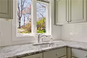 15 Hammersmith Rd, Newport, RI 02840 - Photo 12