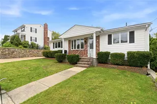 9 Brook St, West Warwick, RI 02893 - Photo 2