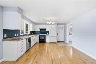 9 Brook St, West Warwick, RI 02893 - Photo 6