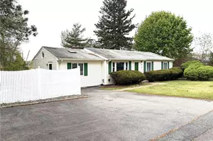 178 Hilton Rd, Warwick, RI 02889 - Photo 2
