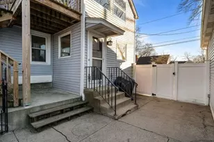 5 Shippen Ave, Warwick, RI 02888 - Photo 6