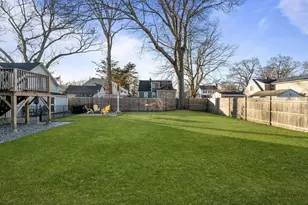 5 Shippen Ave, Warwick, RI 02888 - Photo 4