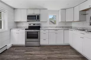 5 Shippen Ave, Warwick, RI 02888 - Photo 6