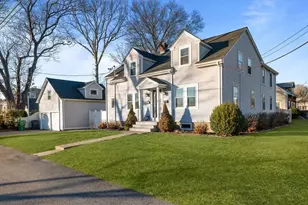 5 Shippen Ave, Warwick, RI 02888 - Photo 2