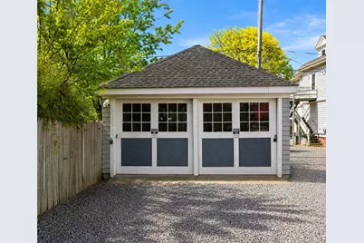 419 Broadway #5, Newport, RI 02840 - Photo 30