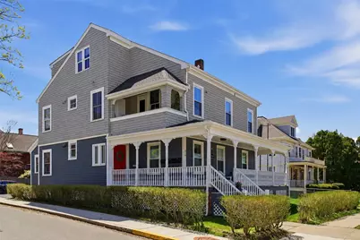 419 Broadway #5, Newport, RI 02840 - Photo 2