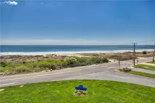 204 Bellevue Ct, Narragansett, RI 02882 - Photo 2