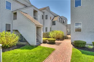 204 Bellevue Ct, Narragansett, RI 02882 - Photo 34
