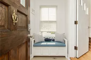 33 Slocum St, Newport, RI 02840 - Photo 2