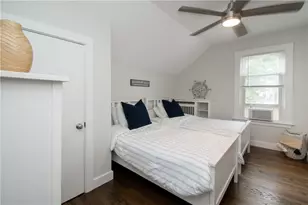 33 Slocum St, Newport, RI 02840 - Photo 24