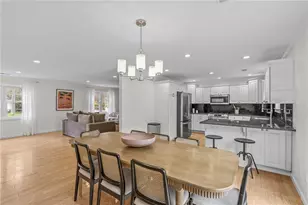 70 Foddering Farm Rd, Narragansett, RI 02882 - Photo 8