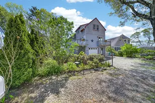 11 Johnson Ave, North Kingstown, RI 02852 - Photo 2