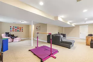 76 Woods Ln, Cranston, RI 02921 - Photo 38