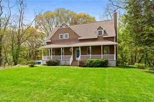 55 Fishing Cove Rd, North Kingstown, RI 02852 - Photo 2