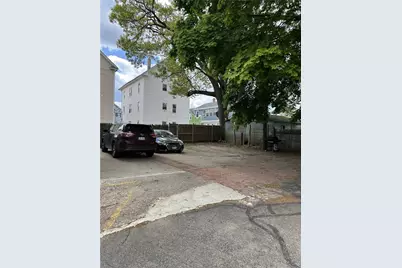 30 Harvest Street, Providence, RI 02908 - Photo 2