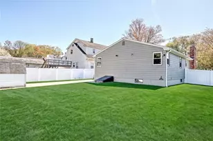 8 Ashby St, Johnston, RI 02919 - Photo 44