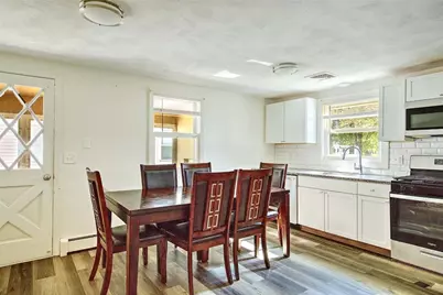 8 Ashby Street, Johnston, RI 02919 - Photo 10