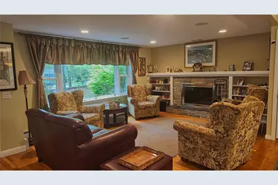 529 Shippeetown Road, East Greenwich, RI 02818 - Photo 2