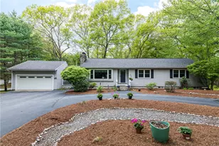 529 Shippeetown Rd, East Greenwich, RI 02818 - Photo 2
