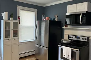 38 Harvest St, Providence, RI 02908 - Photo 6