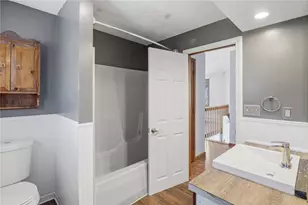80 Oakside St, Warwick, RI 02889 - Photo 30