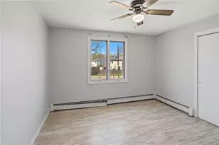 80 Oakside St, Warwick, RI 02889 - Photo 26