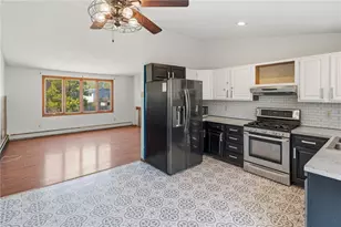 80 Oakside St, Warwick, RI 02889 - Photo 20