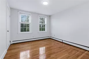 2320 Diamond Hill Rd, Woonsocket, RI 02895 - Photo 10
