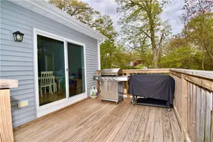 81 Lonsdale St, West Warwick, RI 02893 - Photo 36