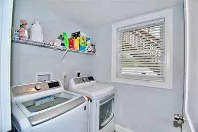81 Lonsdale Street, West Warwick, RI 02893 - Photo 24