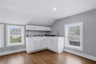 188 Greene Ln, Middletown, RI 02842 - Photo 16