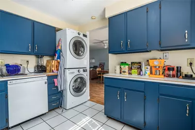 24 Camp Street #13, Providence, RI 02906 - Photo 12